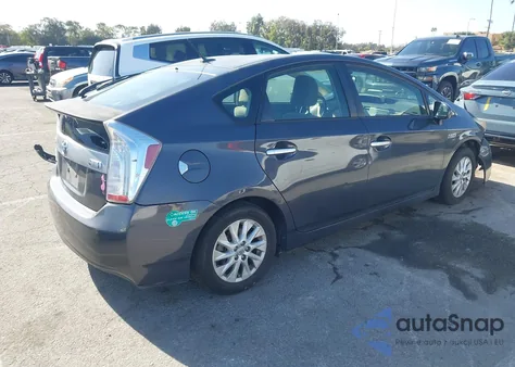 2013 Toyota Prius Plug-In z USA, uszkodzony, nr VIN JTDKN3DP1D3042765